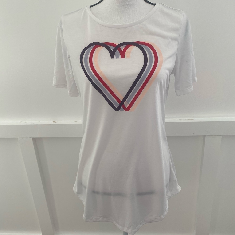 Athletic graphic tee